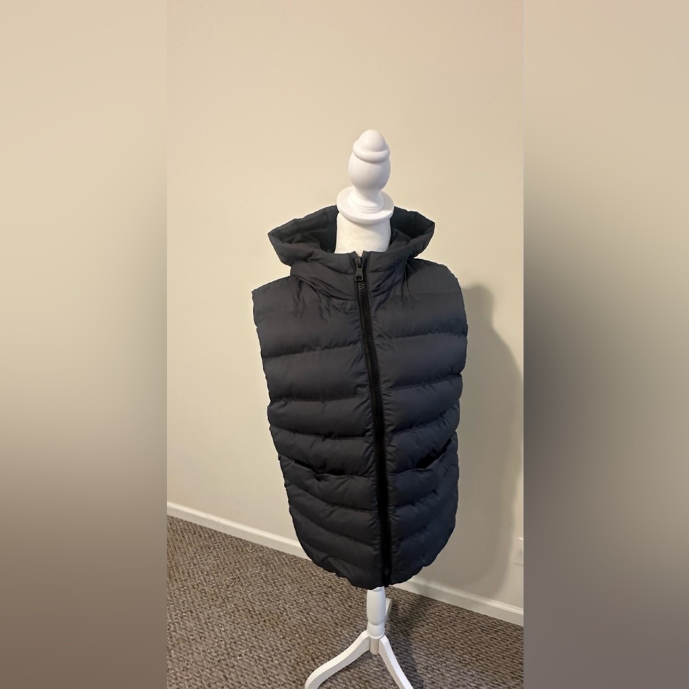 Zara Black Hooded Puffer Vest Size 13-14 - Picture 2 of 8